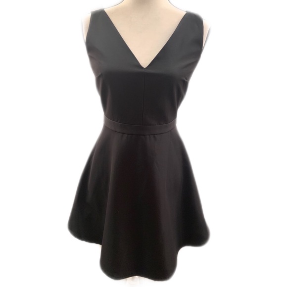 Gap Little Black Dress (with pockets) - Picture 5 of 5